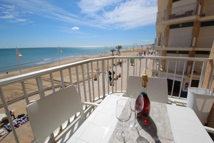 Ferienwohnung Apartamento Primera Linea Playa Centro De Guardamar Guardamar del Segura Exterior foto